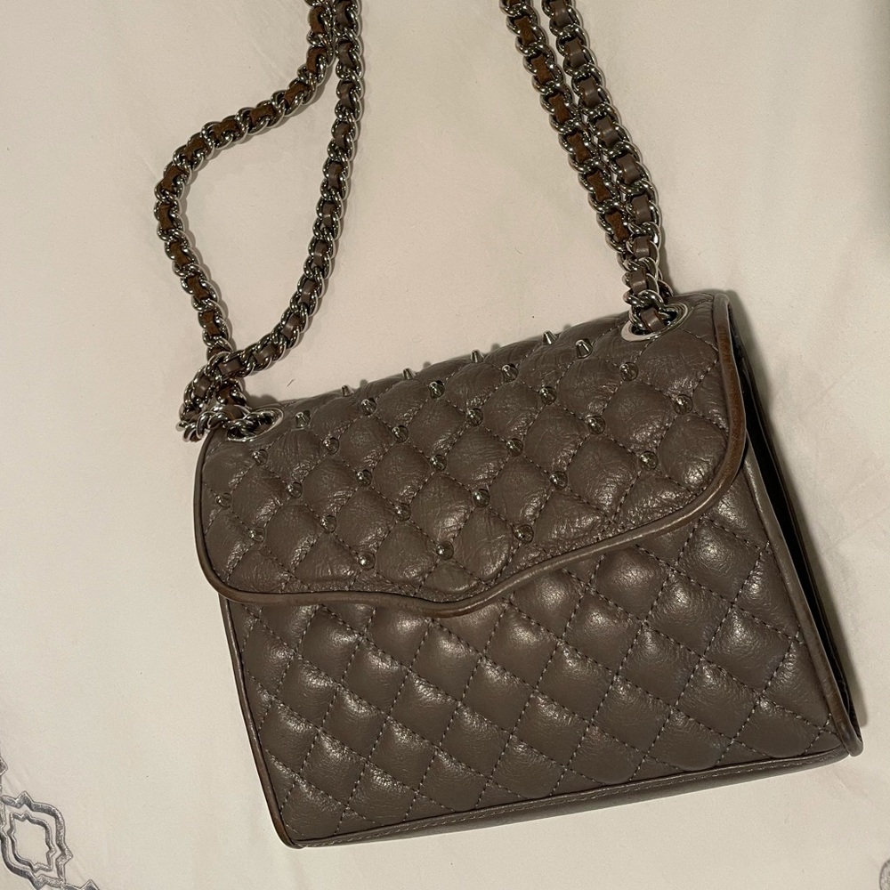 Handbag - Picture 3 of 4